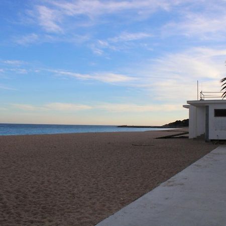 Estudio Primera Linea De Mar Con Piscina Y Parking Apartment Platja d'Aro Exterior photo