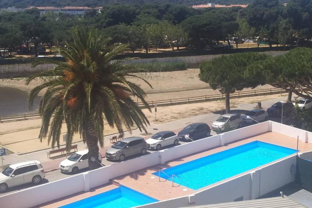 Estudio Primera Linea De Mar Con Piscina Y Parking Apartment Platja d'Aro Exterior photo