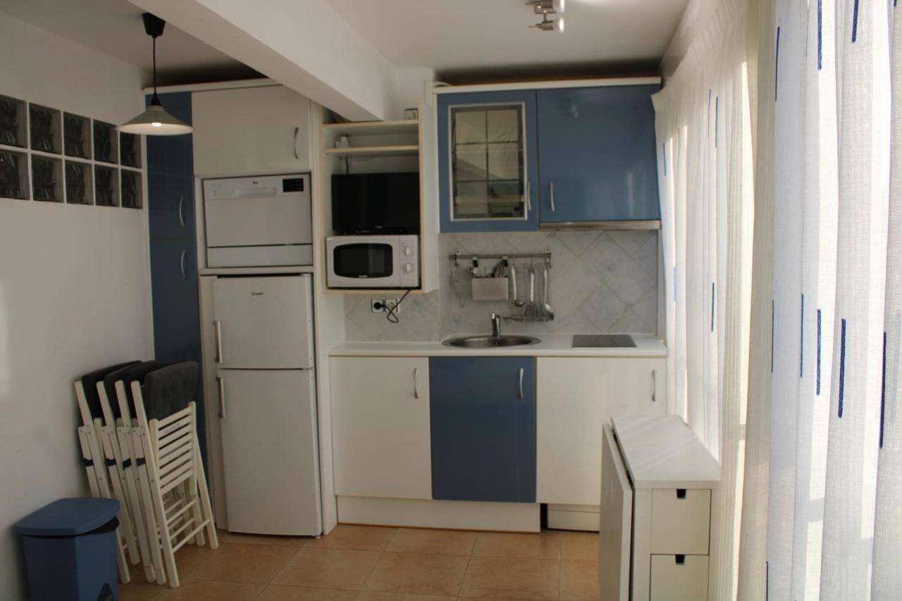 Estudio Primera Linea De Mar Con Piscina Y Parking Apartment Platja d'Aro Exterior photo